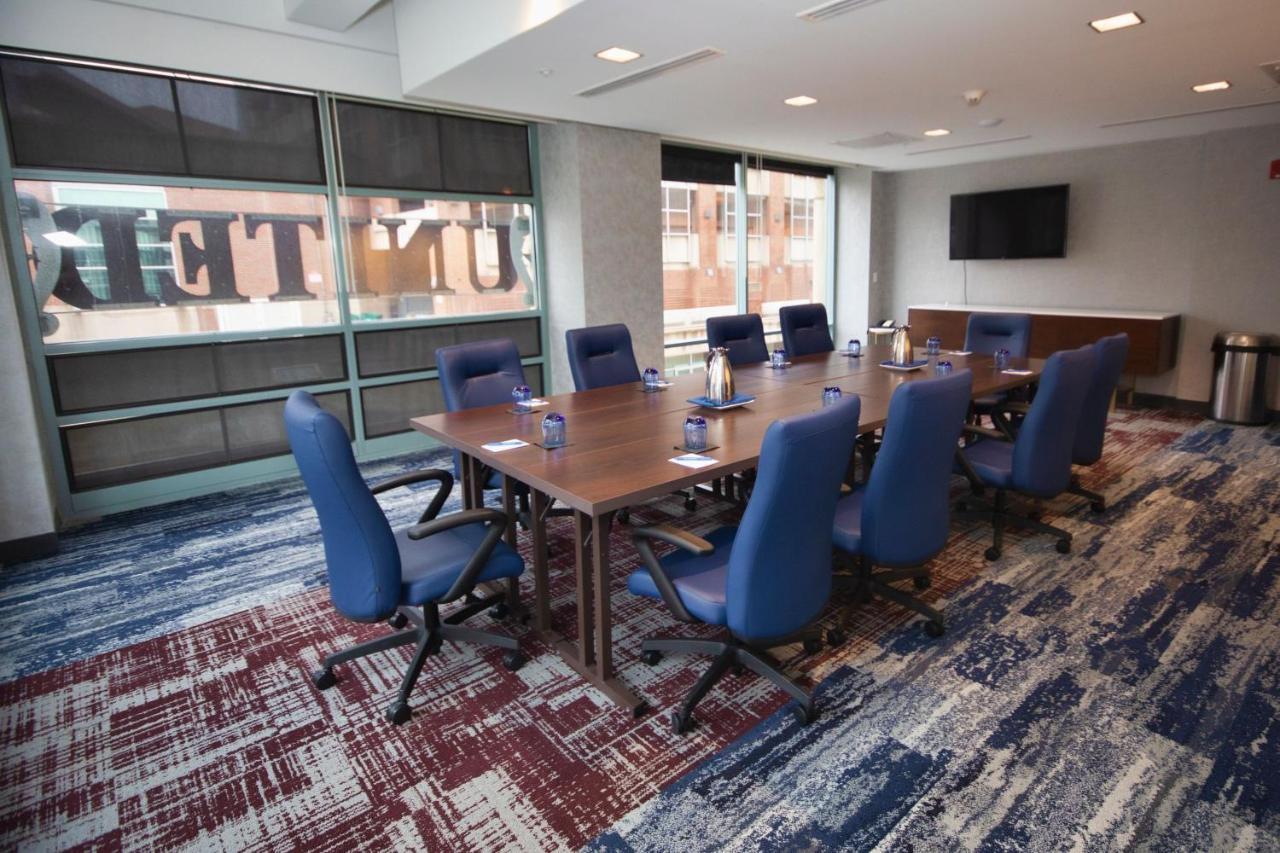 Blu-Tique, Akron, A Tribute Portfolio Hotel 外观 照片